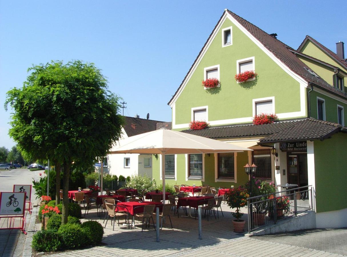 Hotel Restaurant Zur Linde Erbach an der Danau Exterior photo